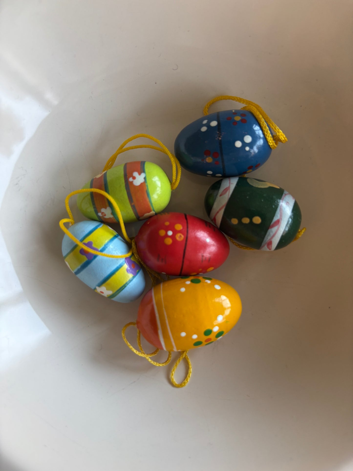 Fine håndmalet påskeæg