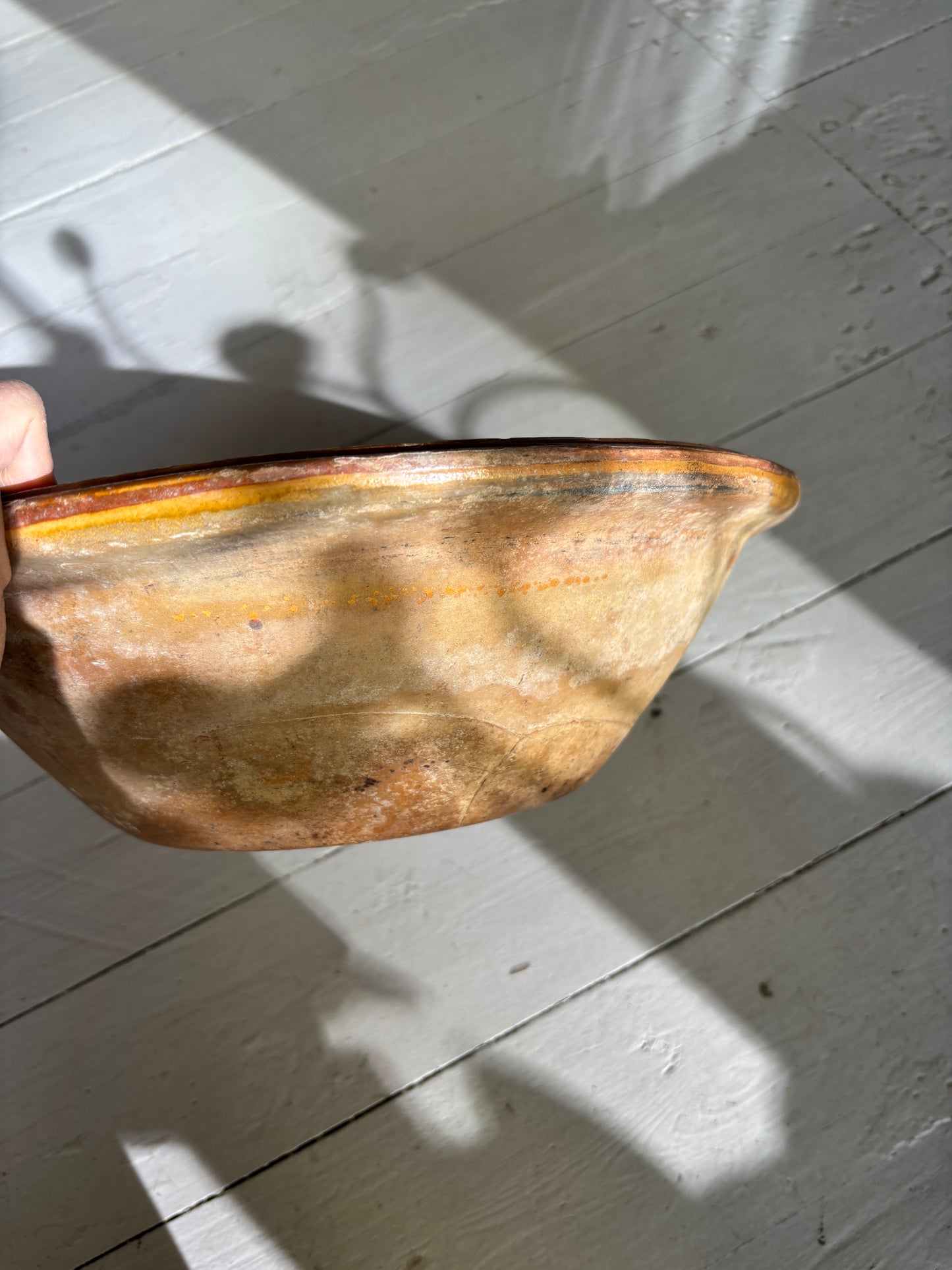 Stor gammel lerskål