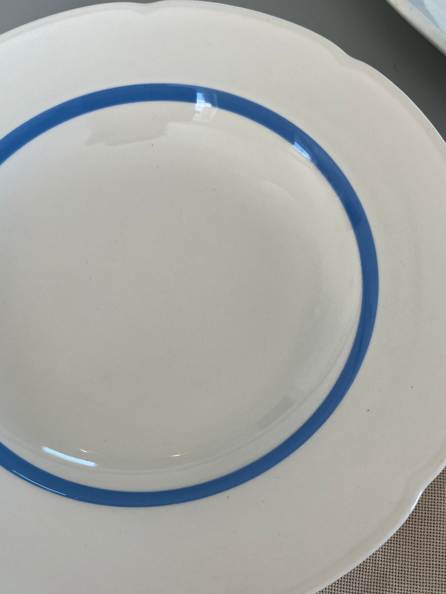 Aluminia ‘Lone’ dybe tallerkner