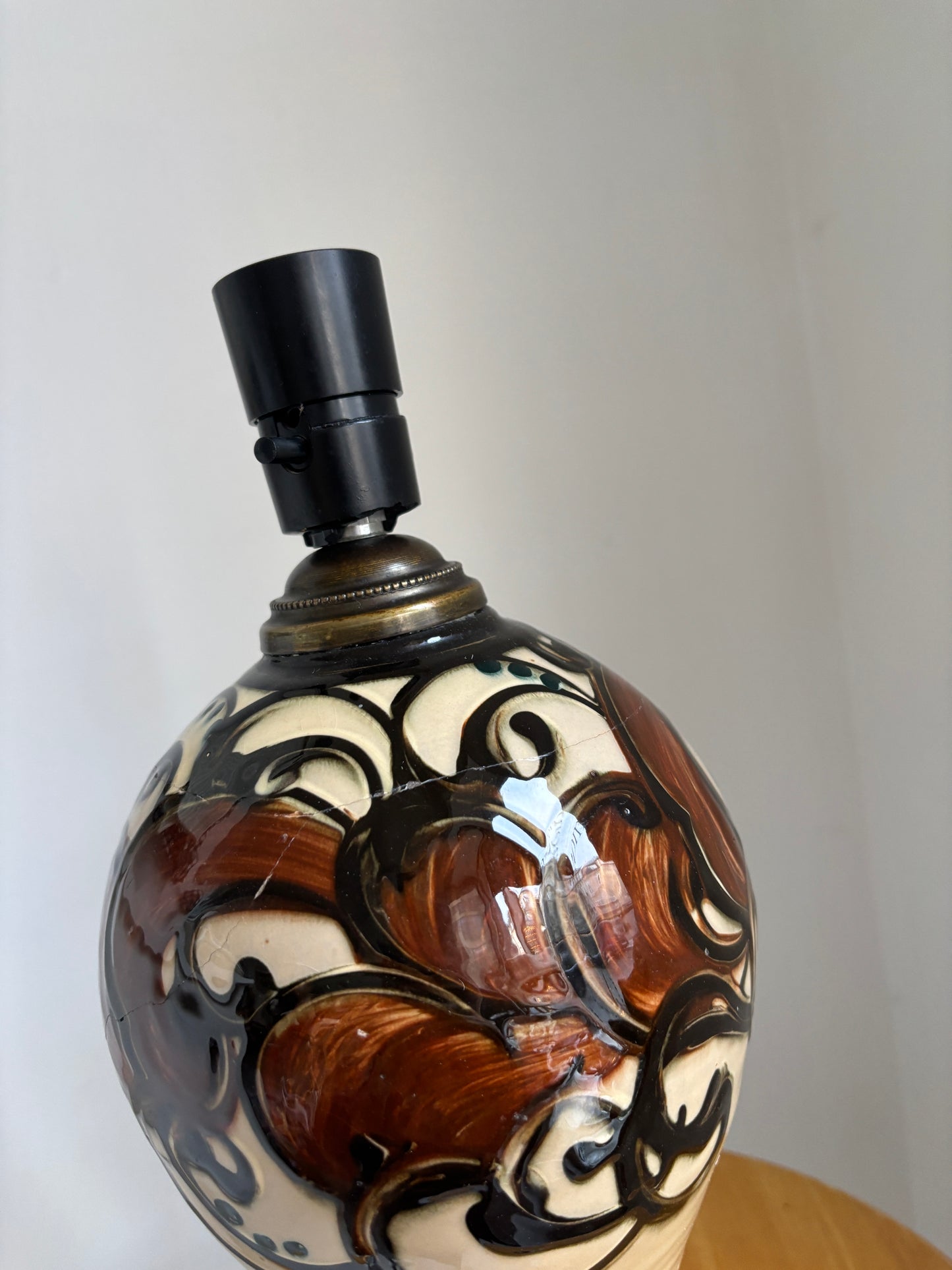 Smuk gammel keramik lampe