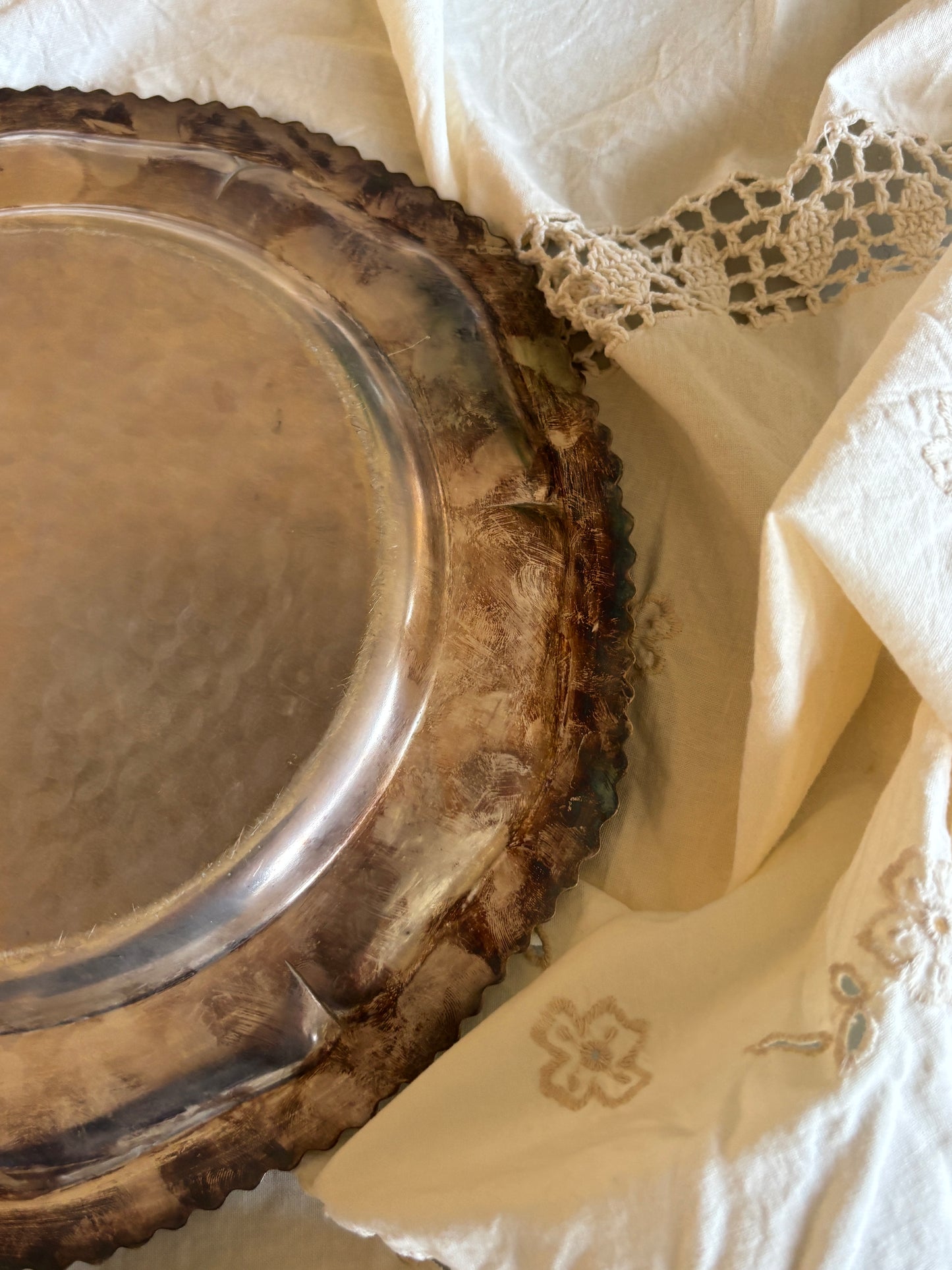 Rundt fad i pletsølv