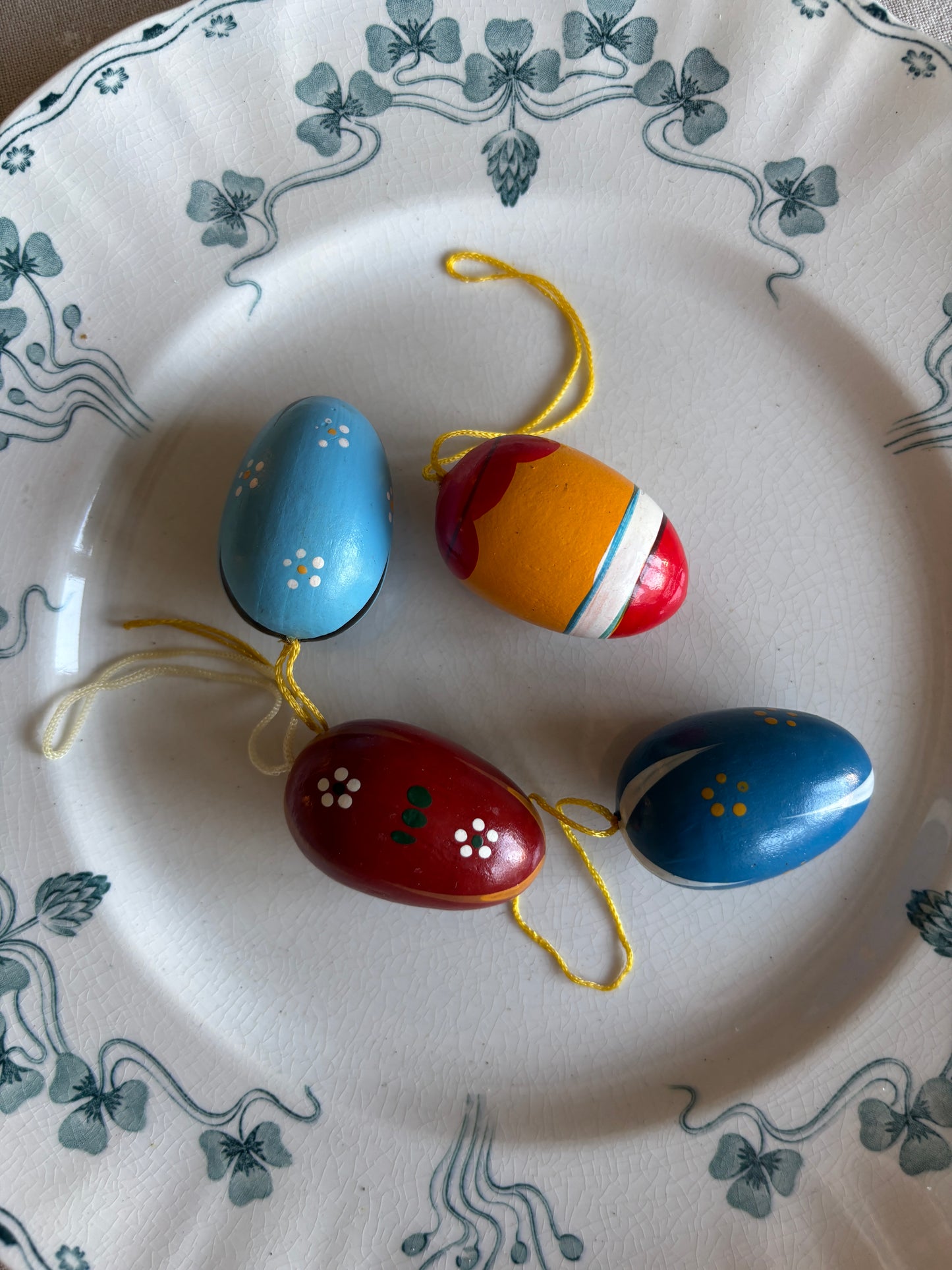 Store træ påskeæg