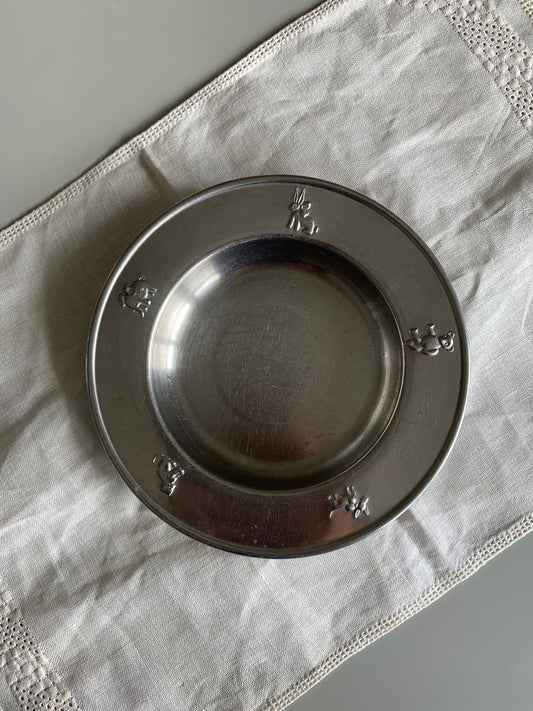 Børnetallerken med dyre motiv