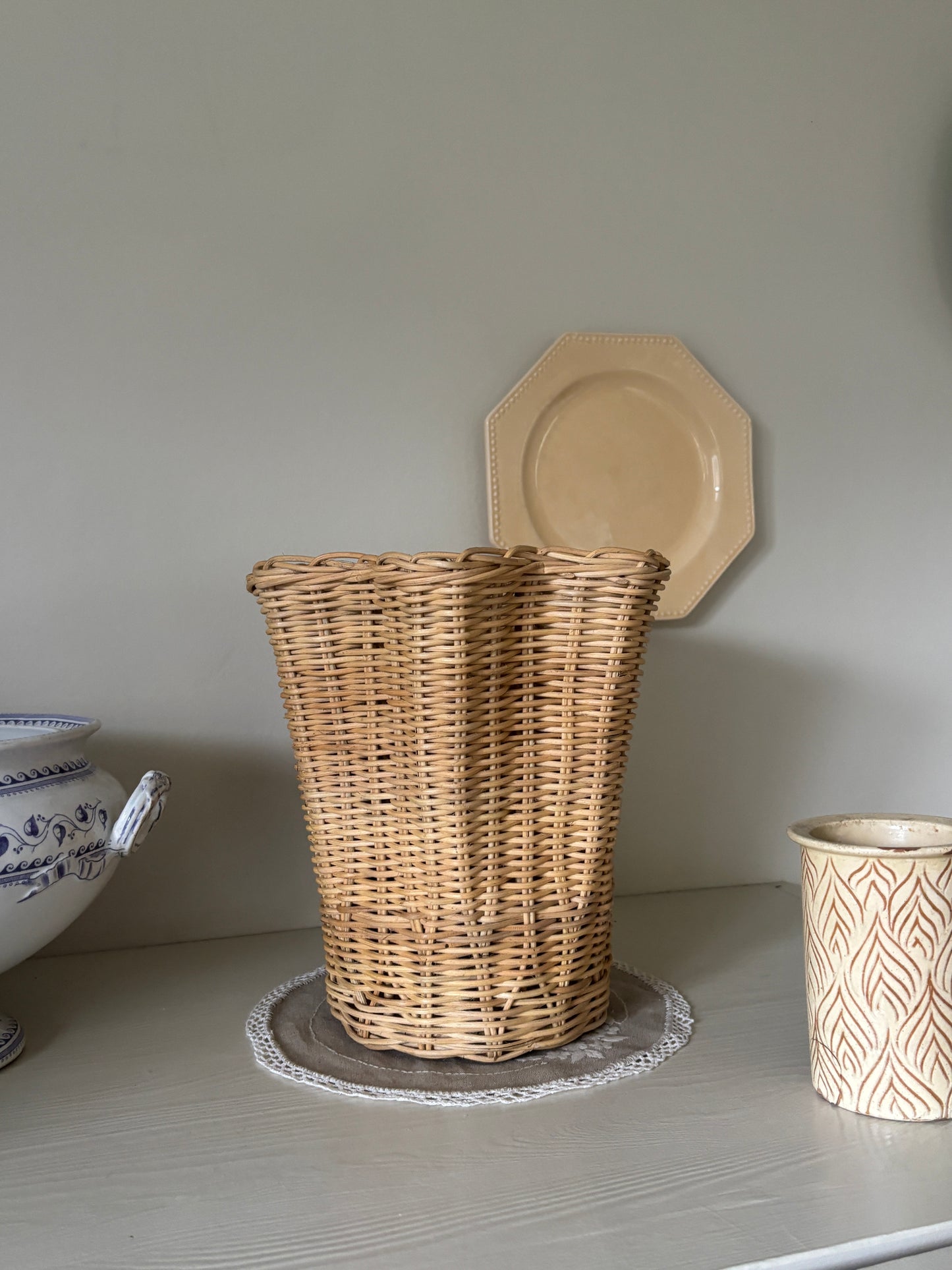 Lys rattan vase