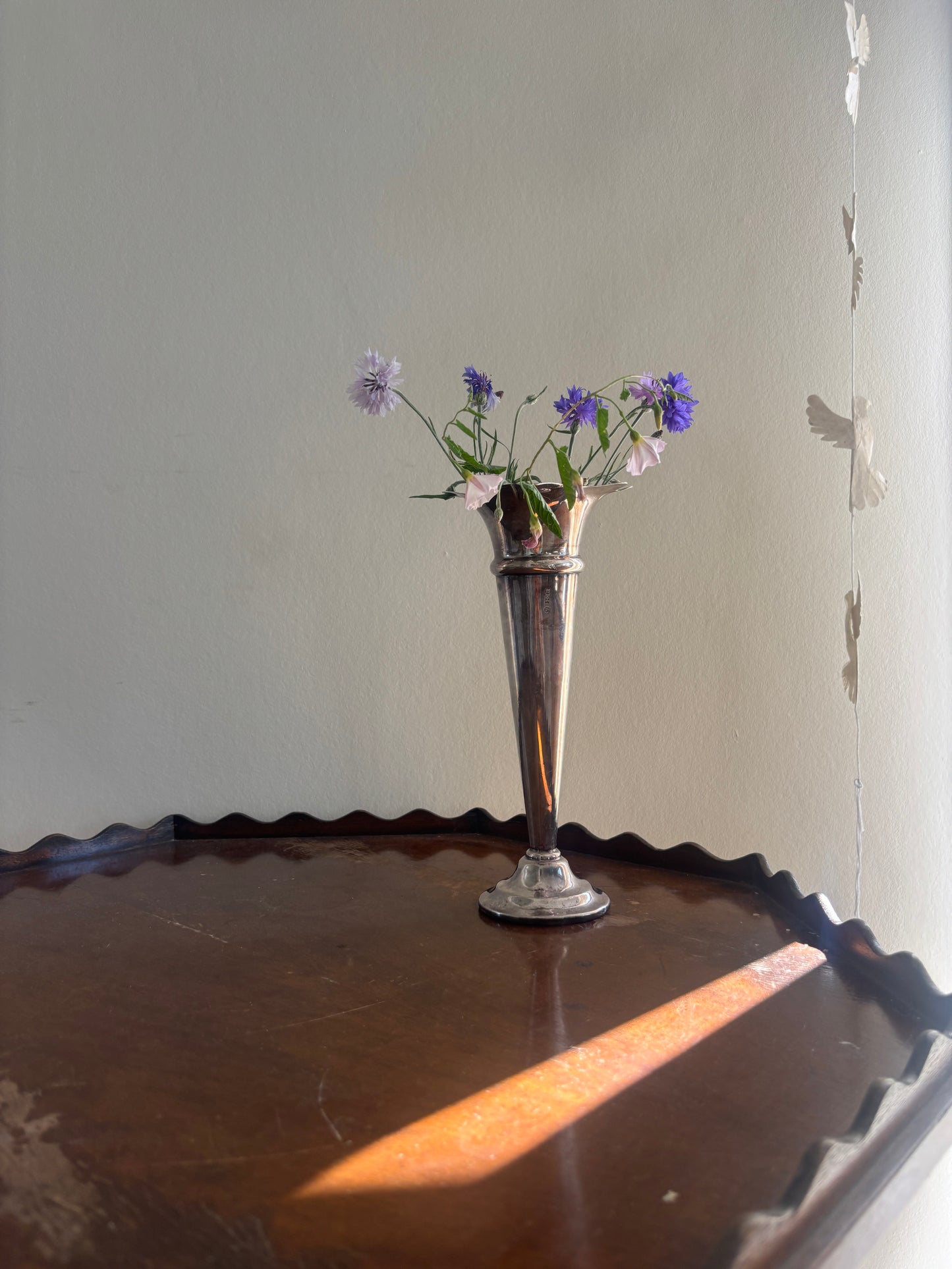 Vase i pletsølv
