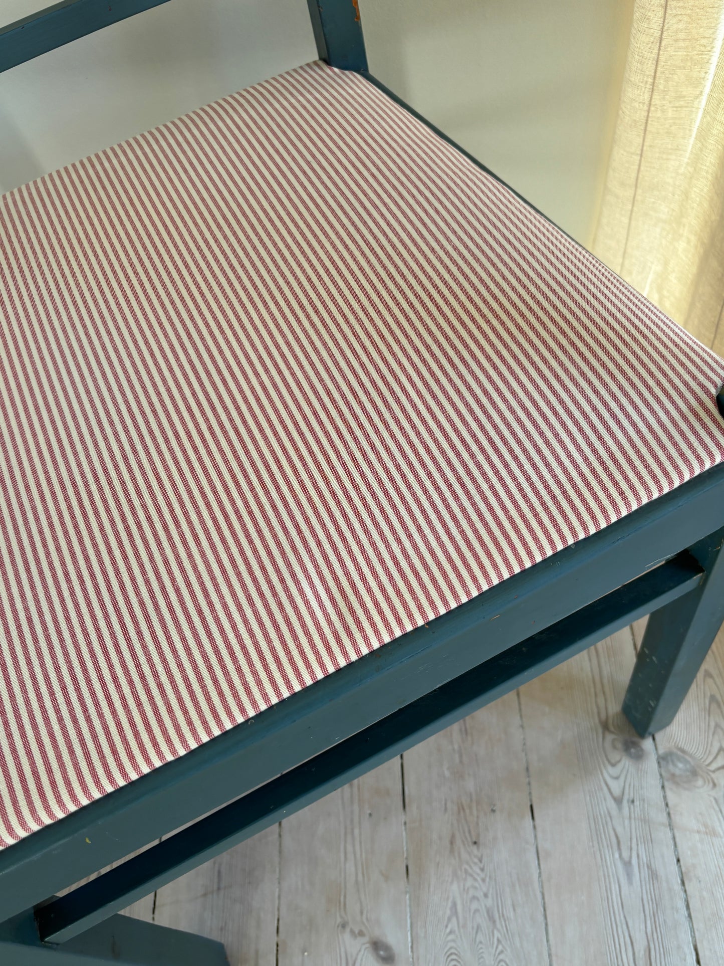 Smuk blå vintage stol