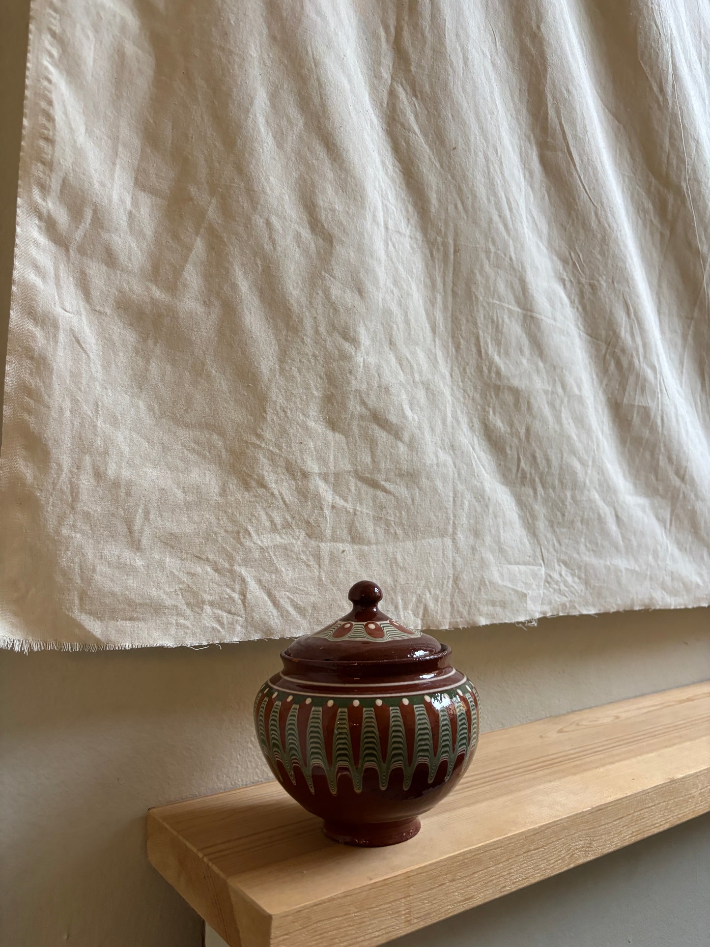 Lerskål med låg