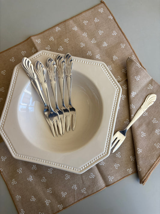 Kage gafler i pletsølv