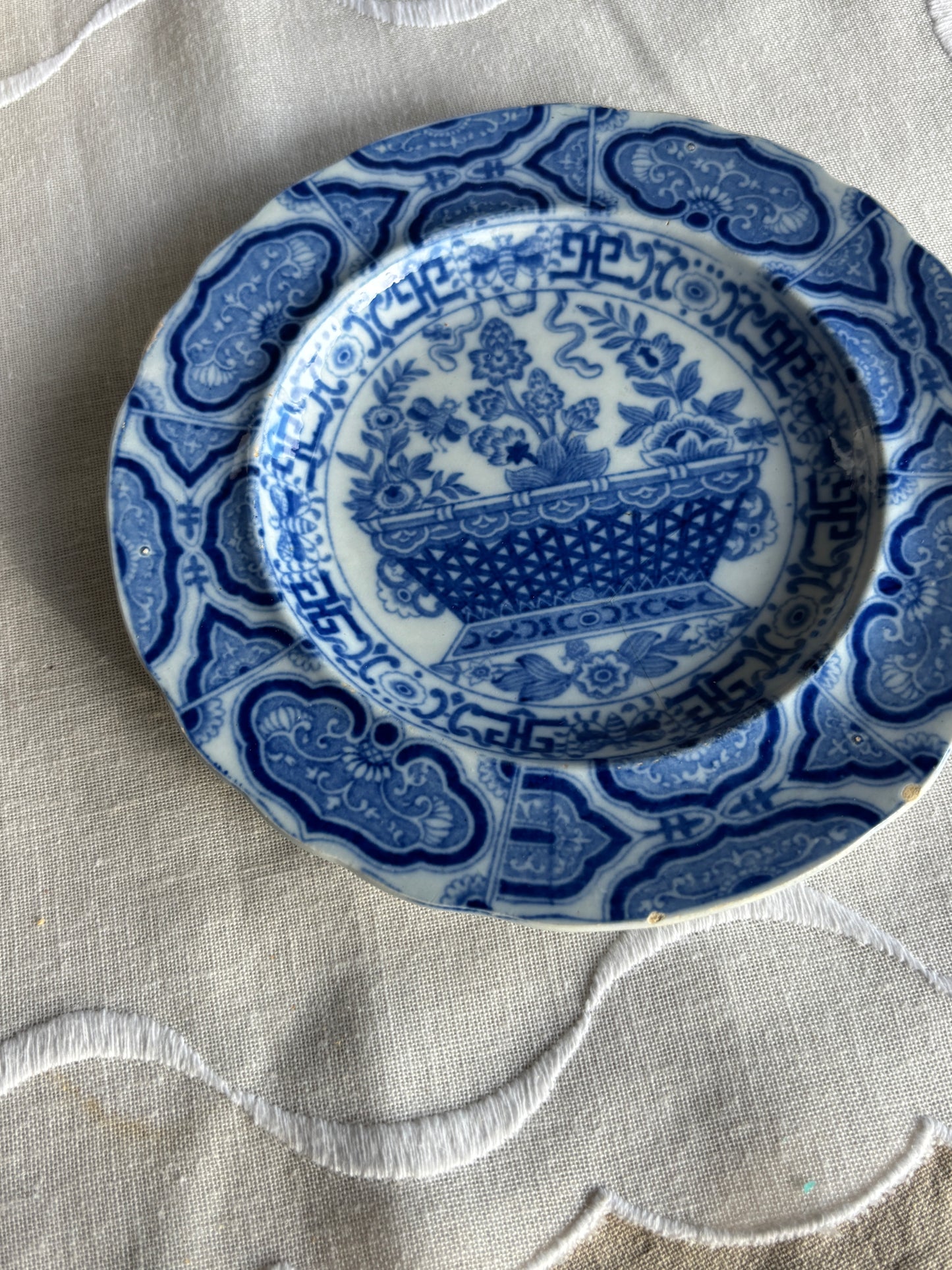 Gammel blå platte