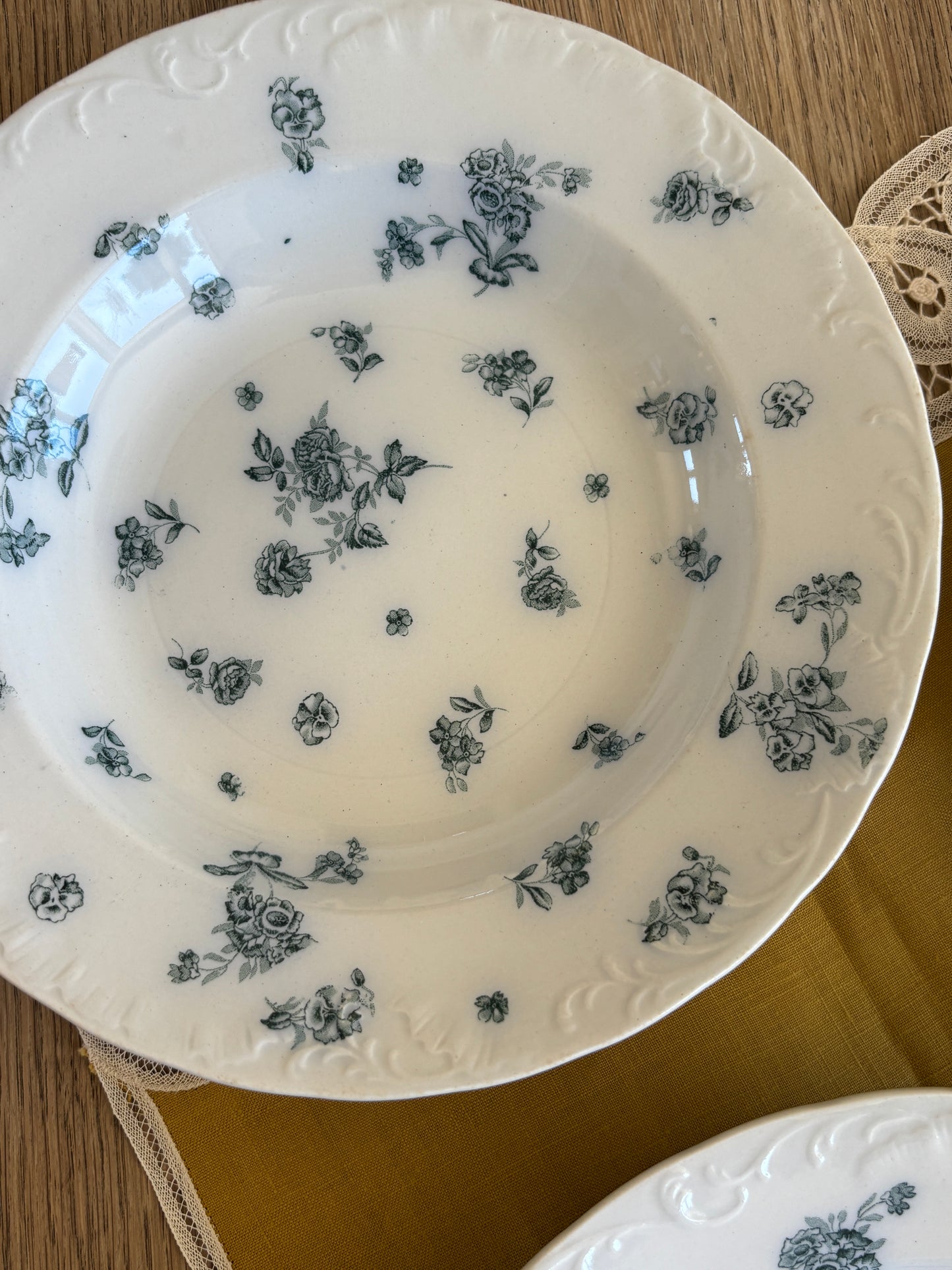 Dybe engelske tallerkner