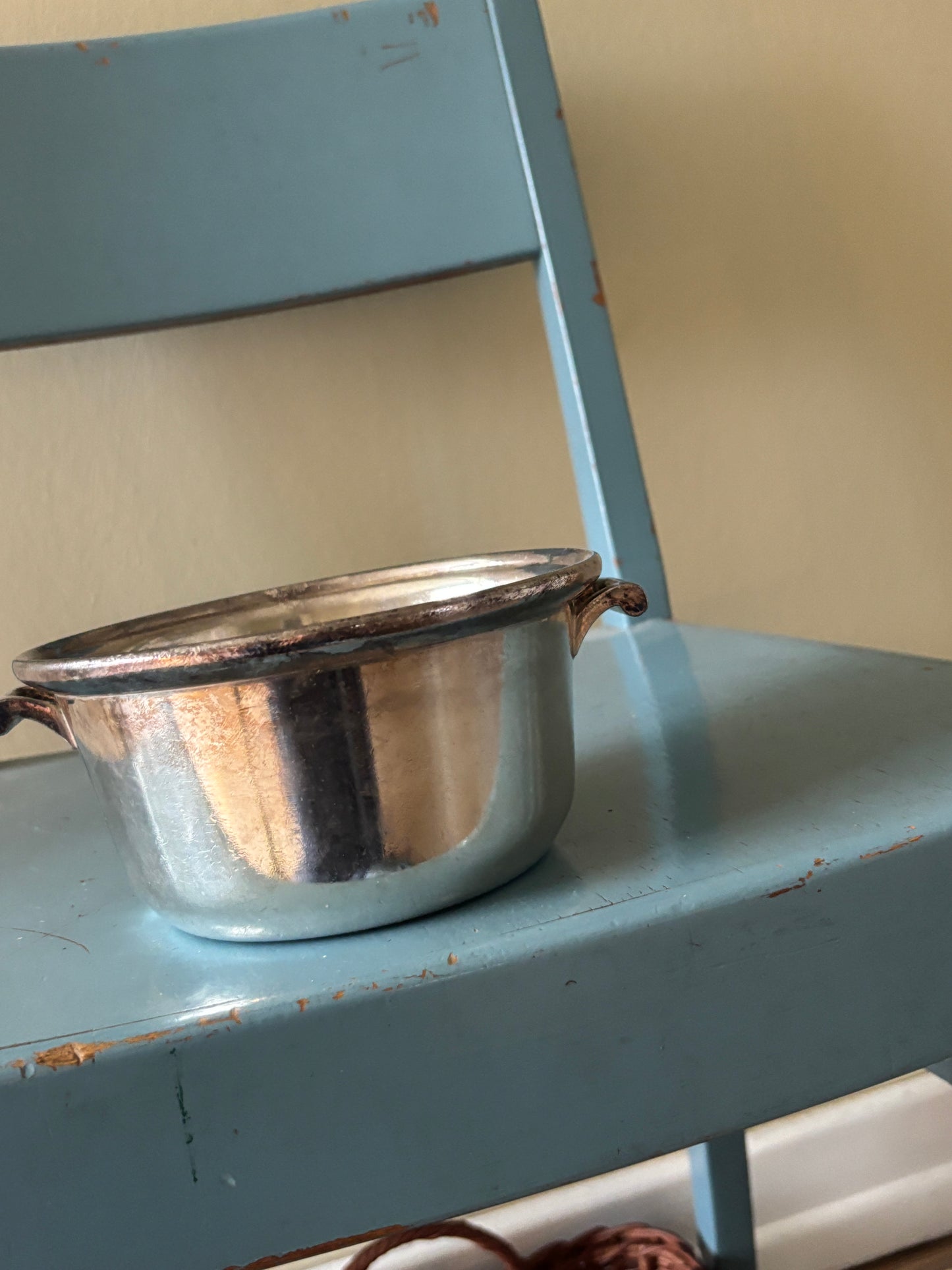 Serverings skål i pletsølv