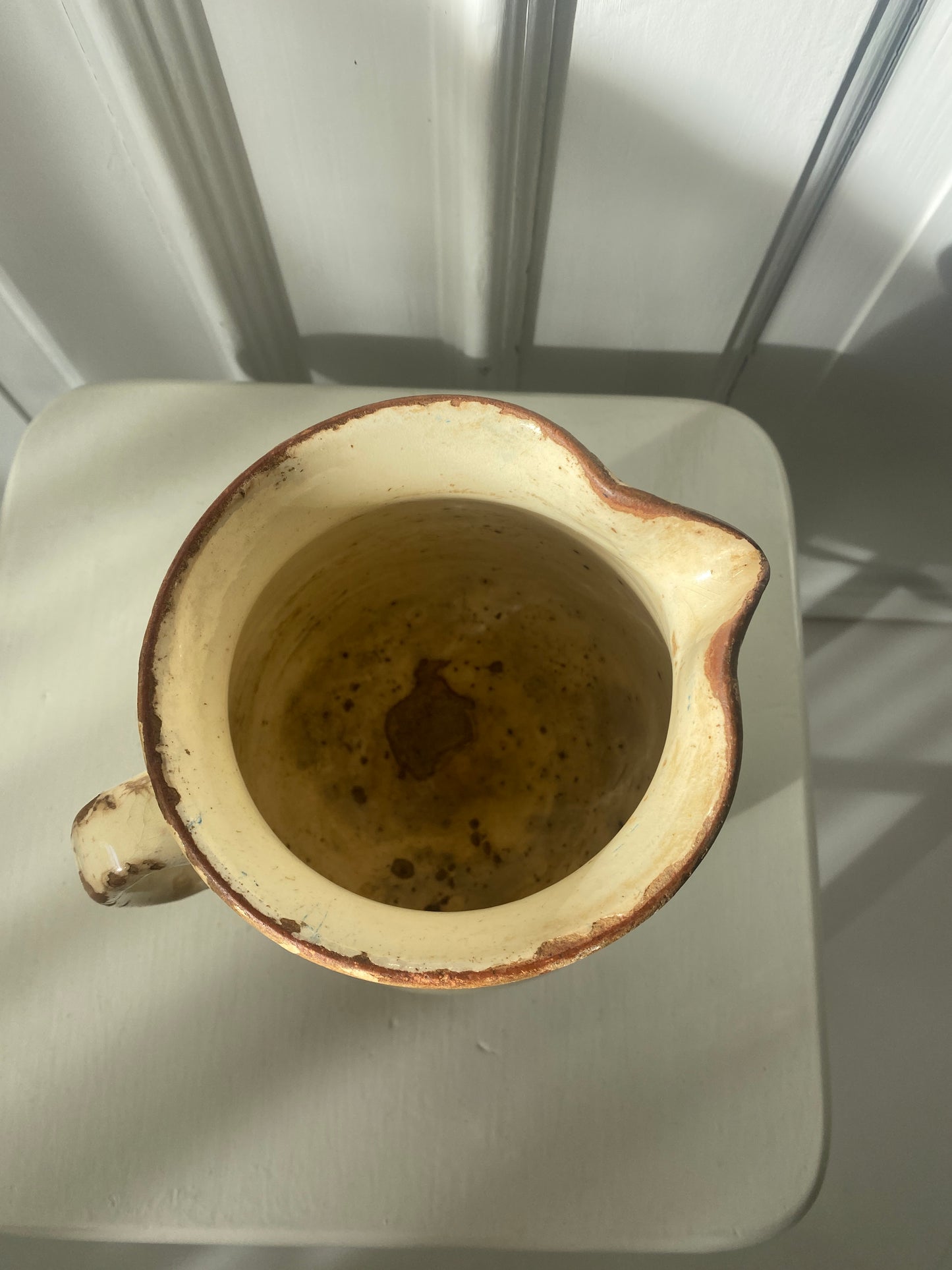 Gammel keramikkande