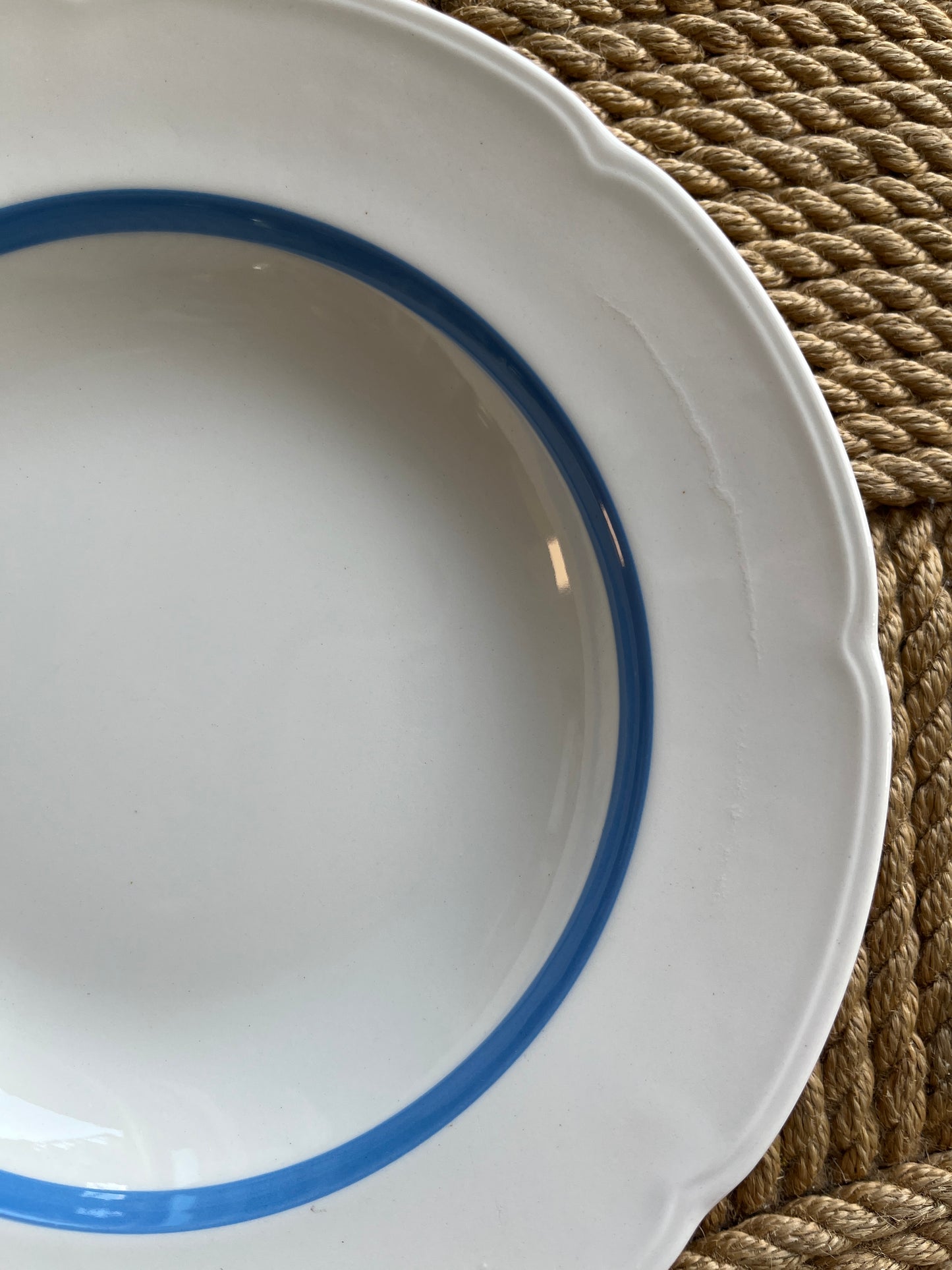 Aluminia ‘Lone’ dybe tallerkner