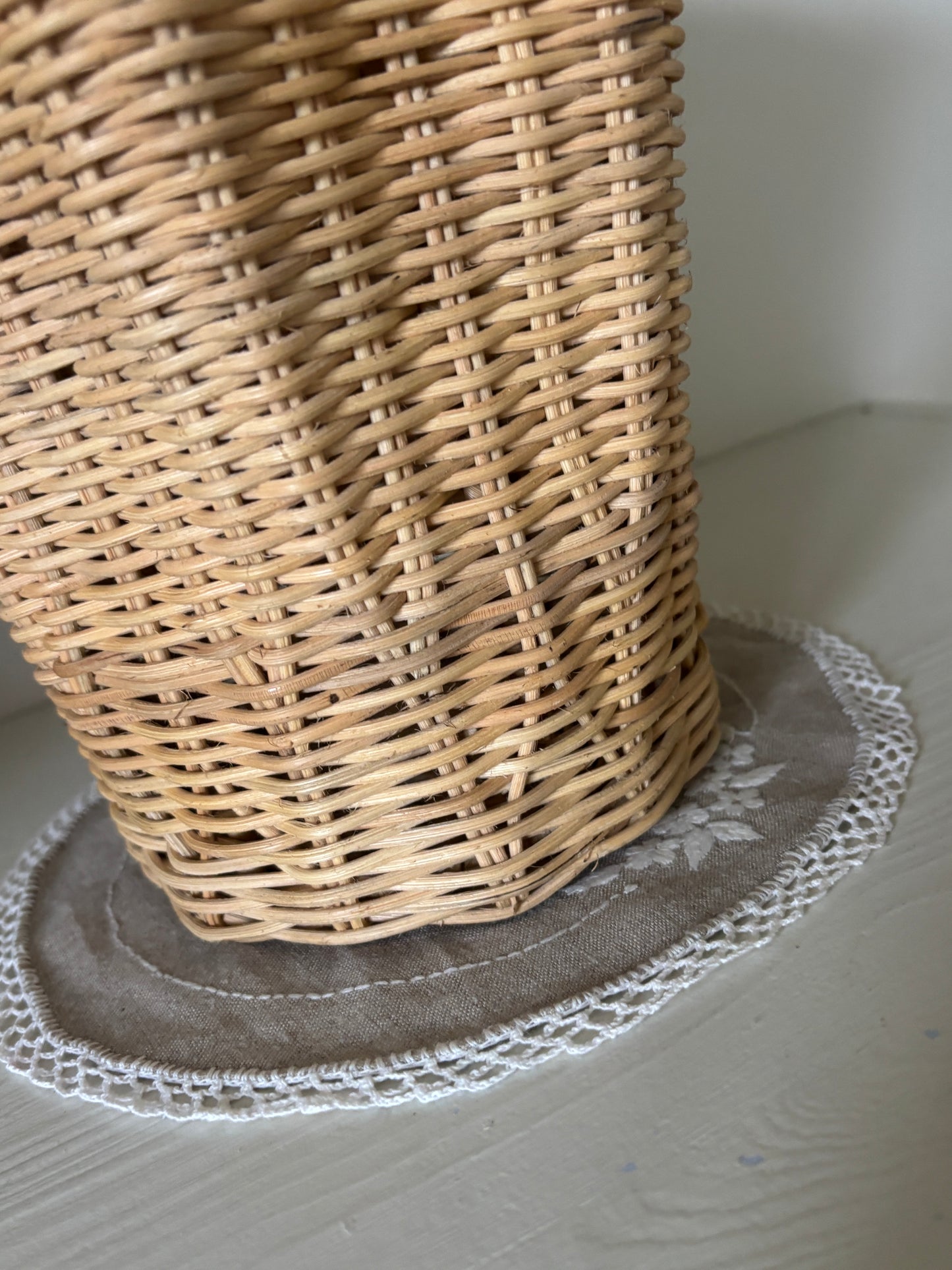 Lys rattan vase