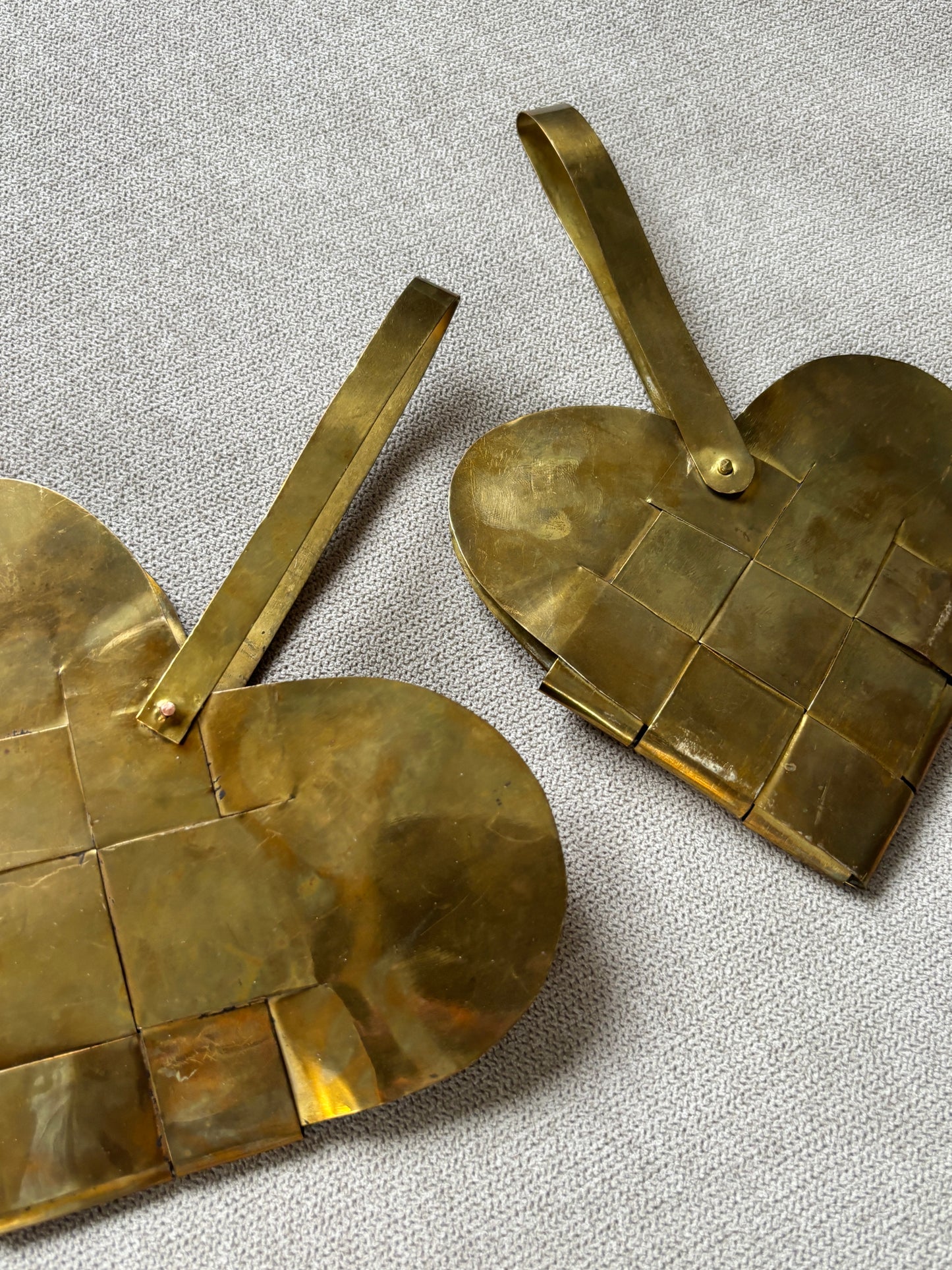 Gamle flettet julehjerte i messing