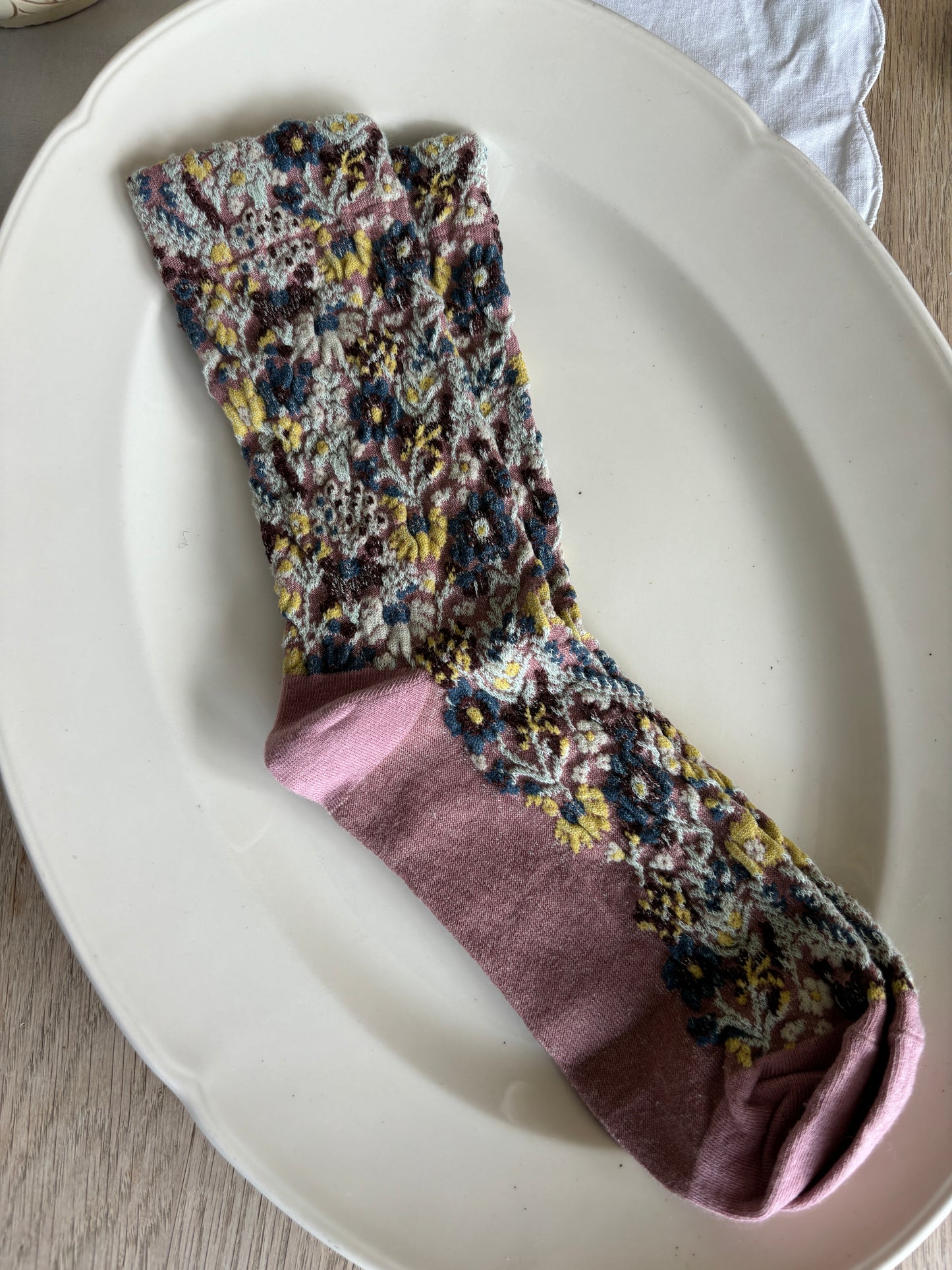Blomstret strømper