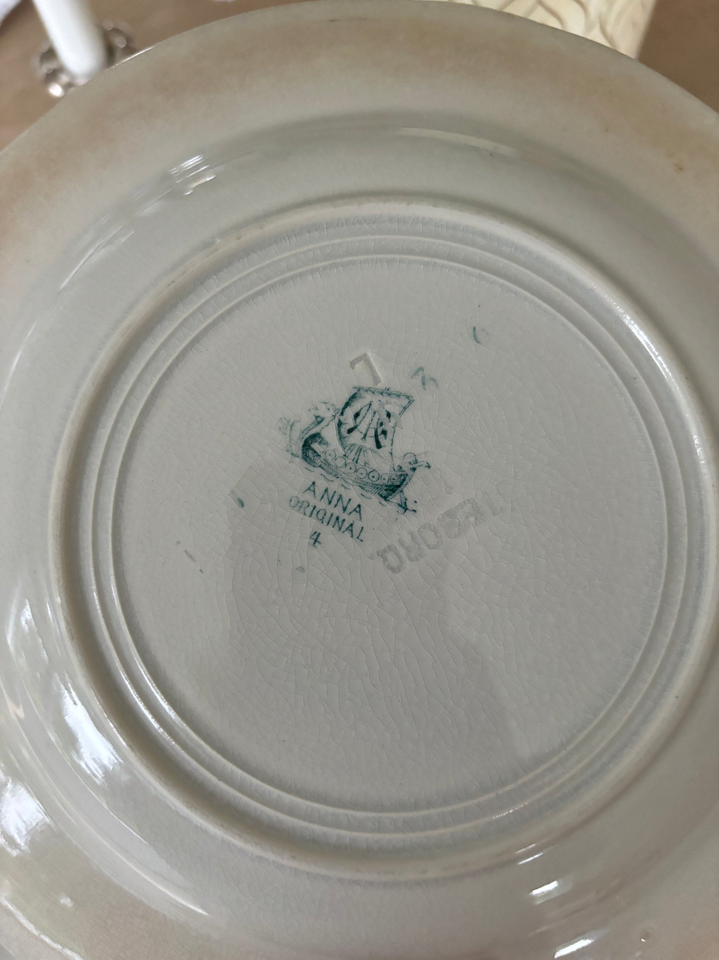 Gamle dybe tallerkner