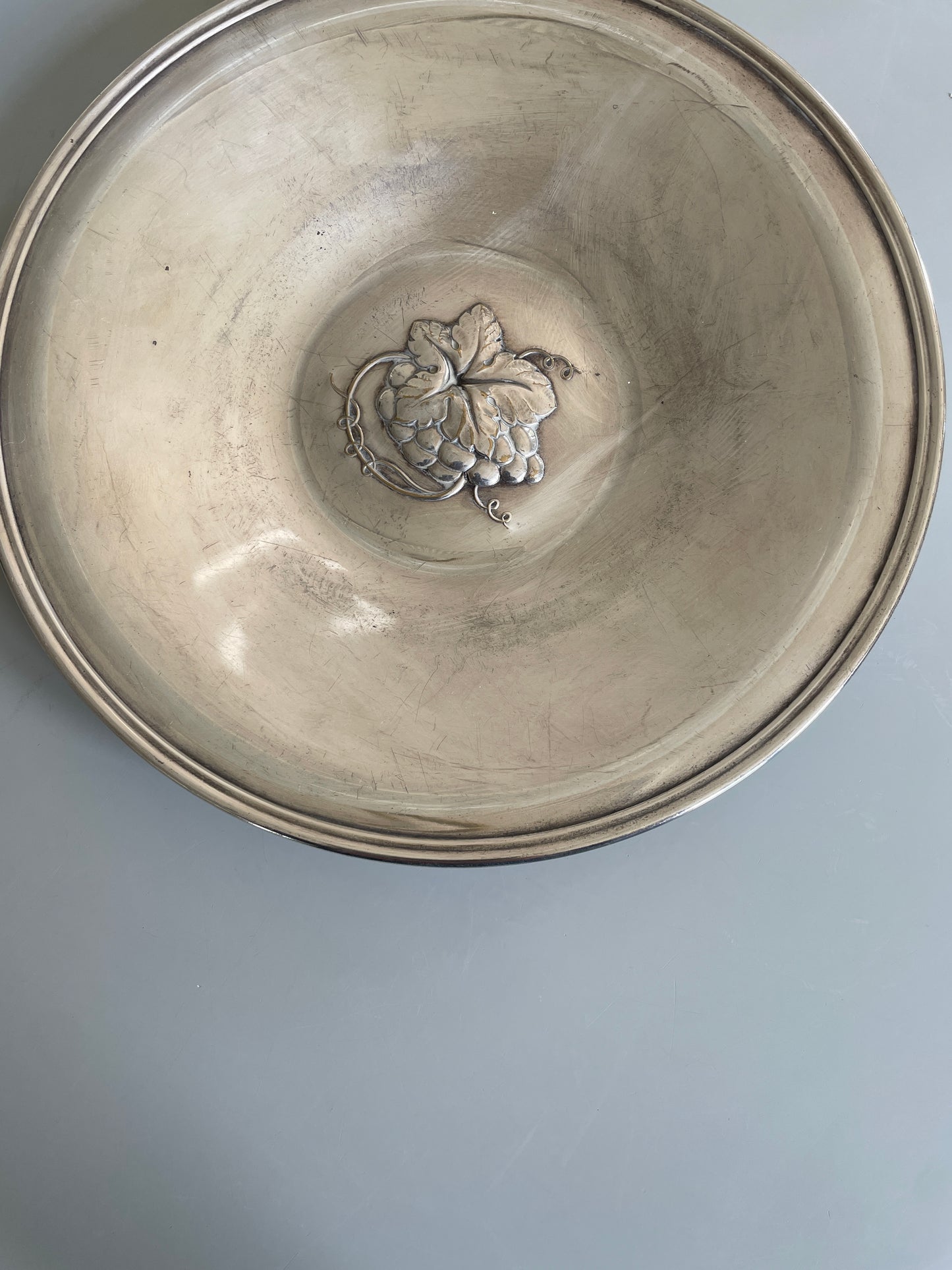 Plate in sterling silver