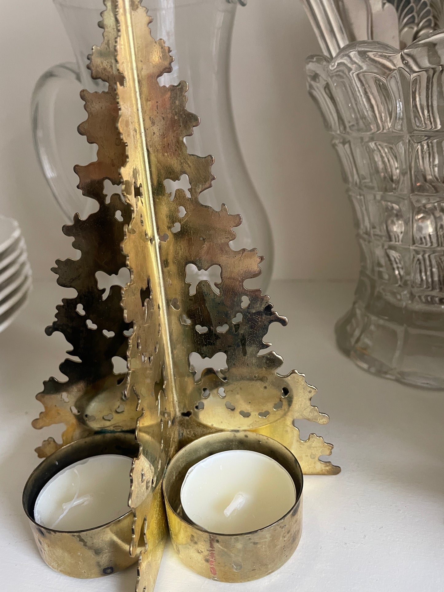 Brass Christmas tree for tealights