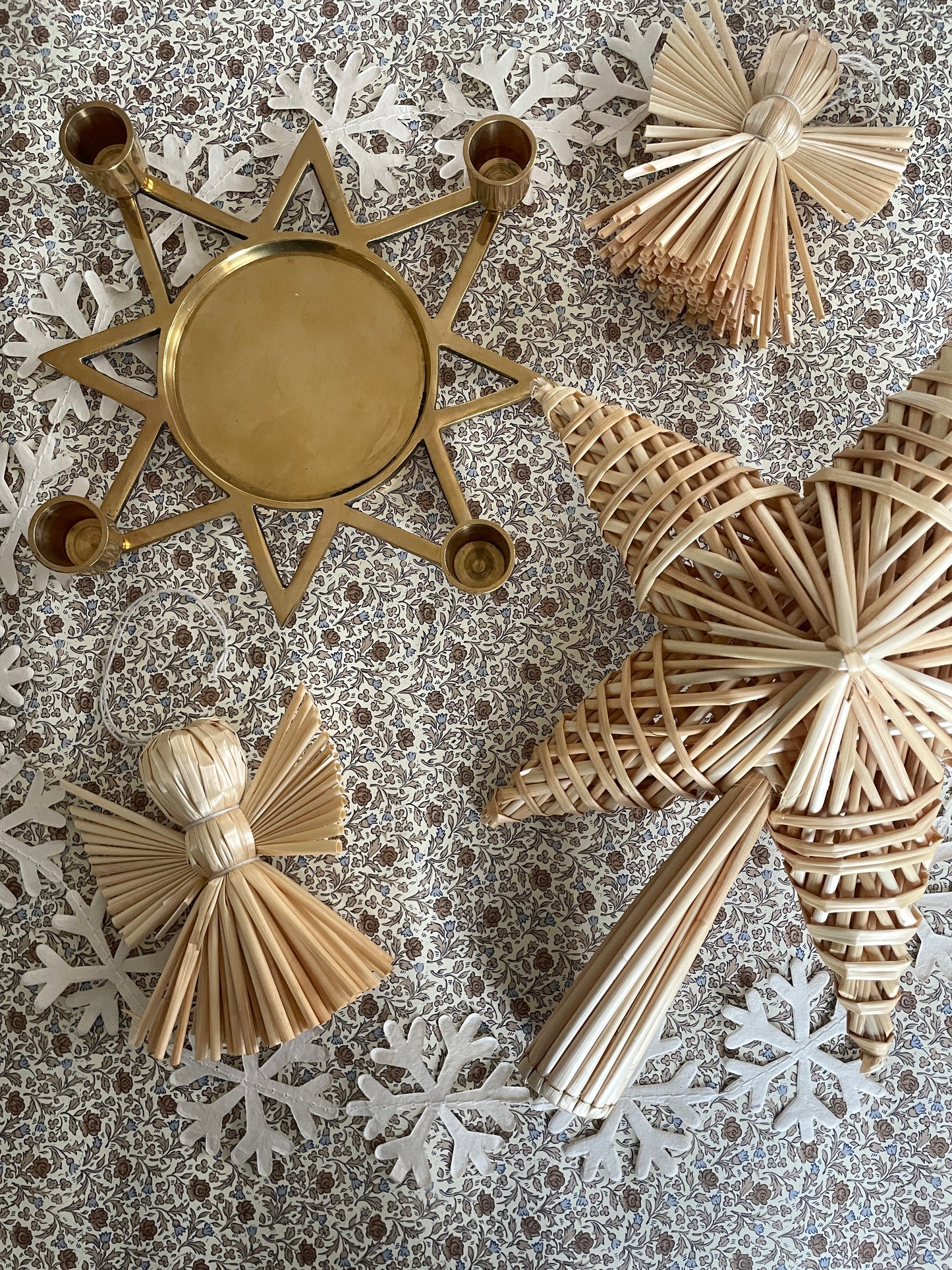 Advent candle holder in brass