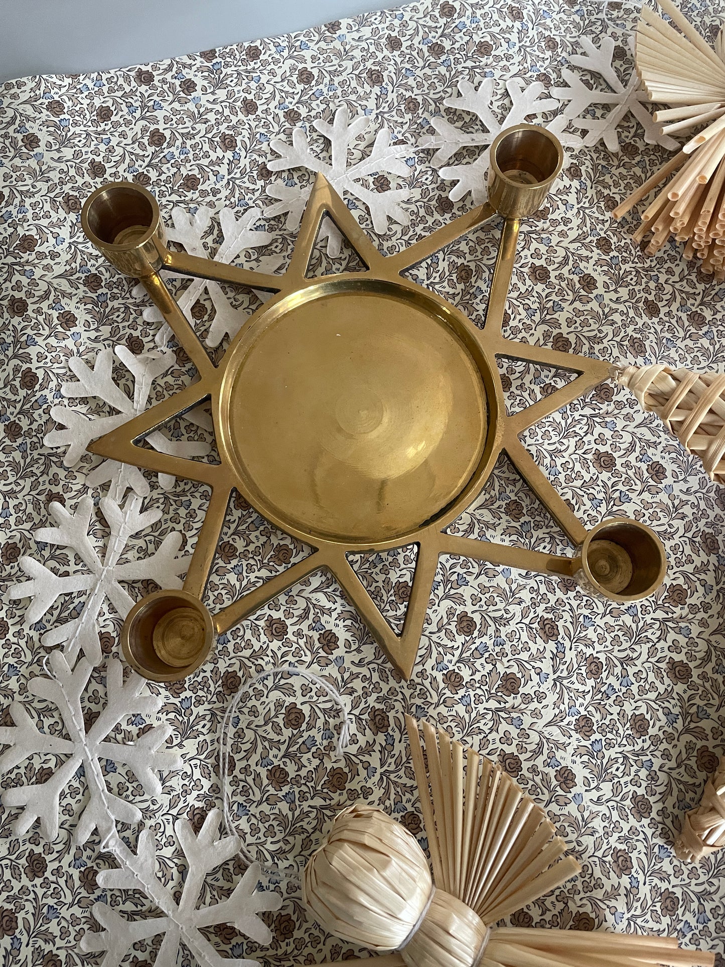 Advent candle holder in brass