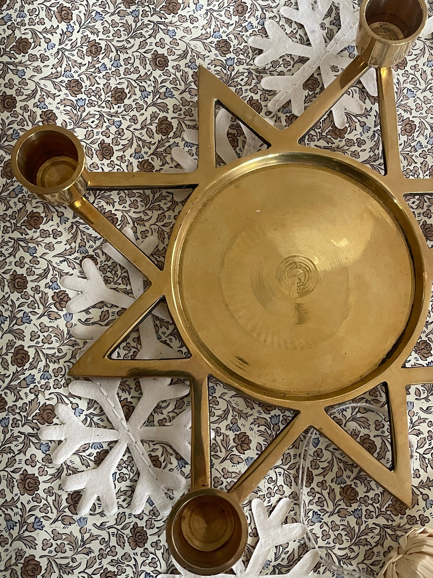 Advent candle holder in brass