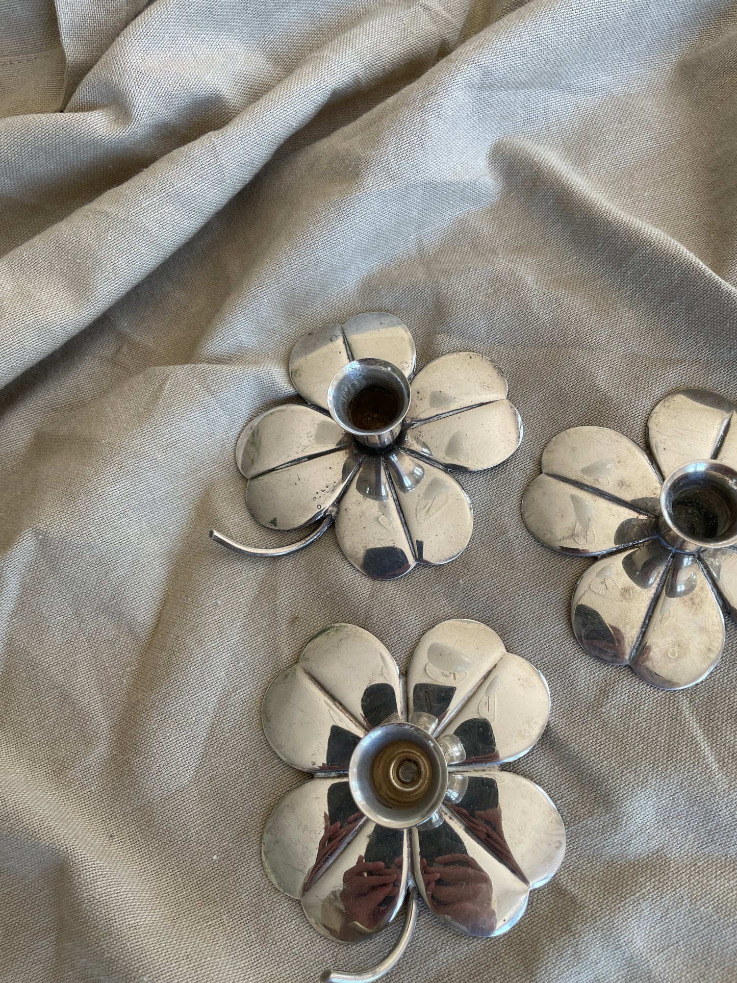 Four-leaf clover lampstand