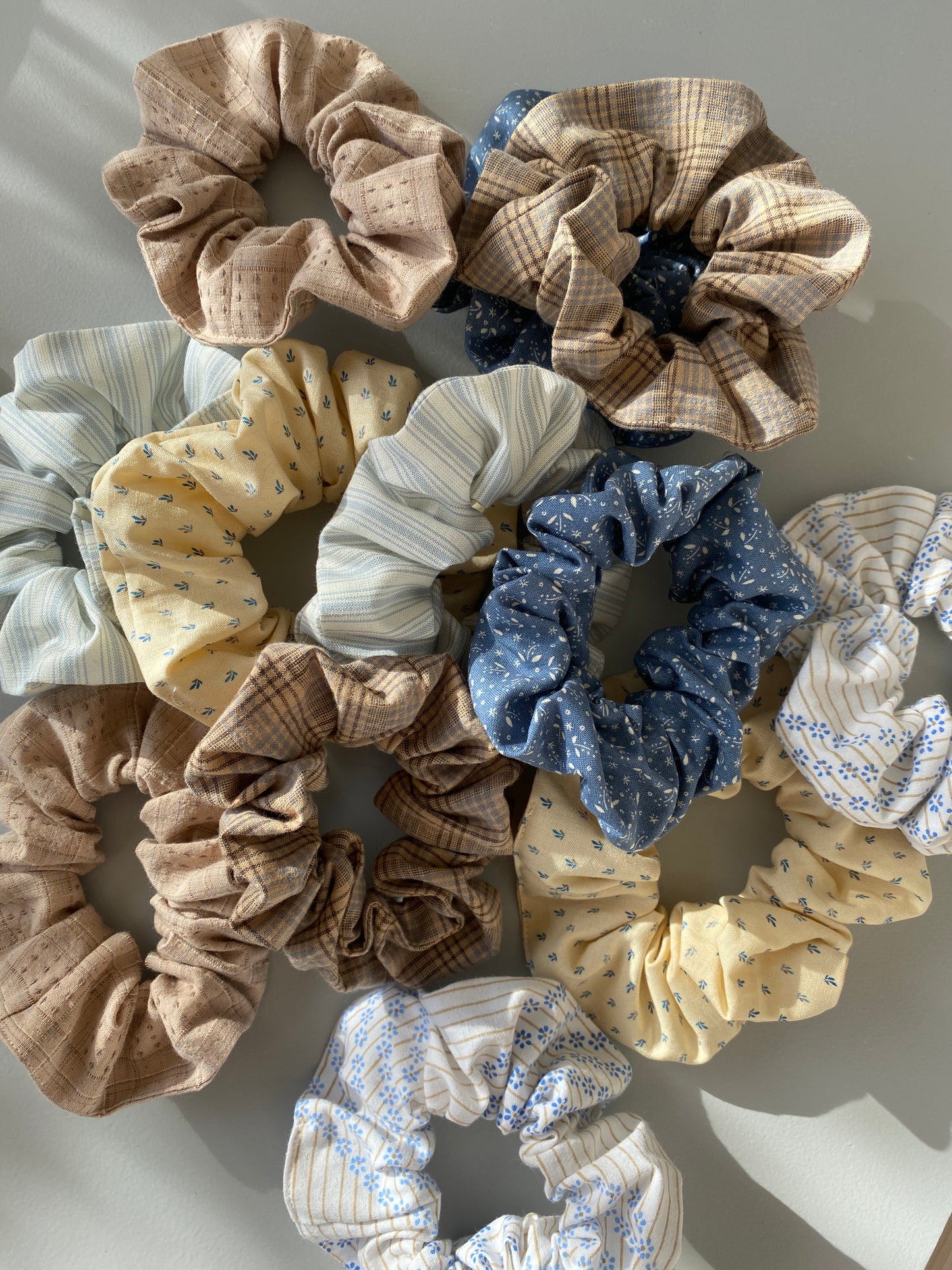 Scrunchie håndlavet beige