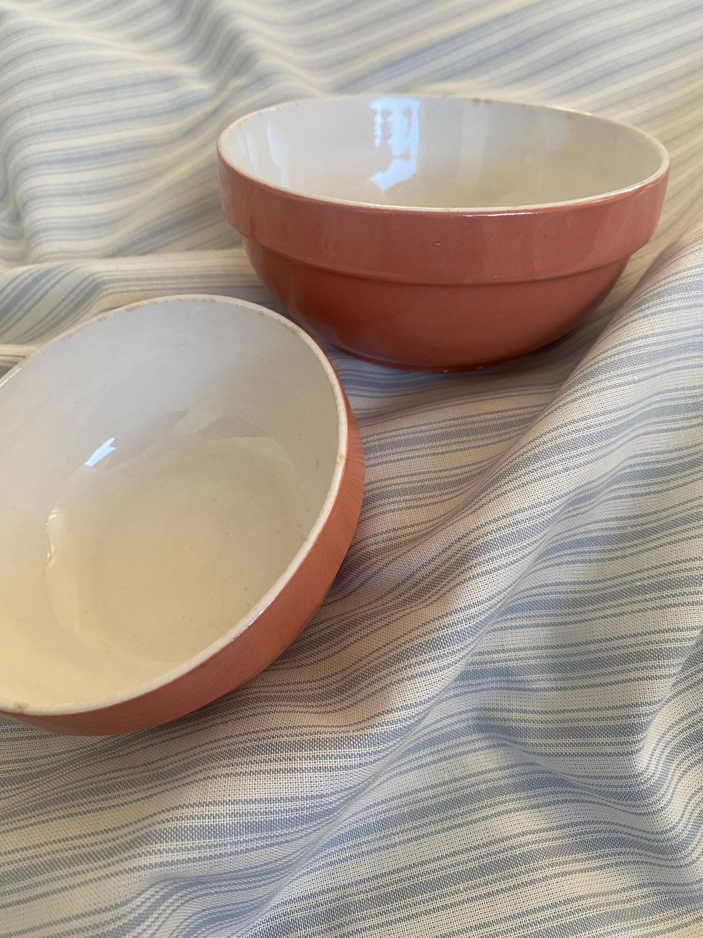 Almunia bowls dark pink