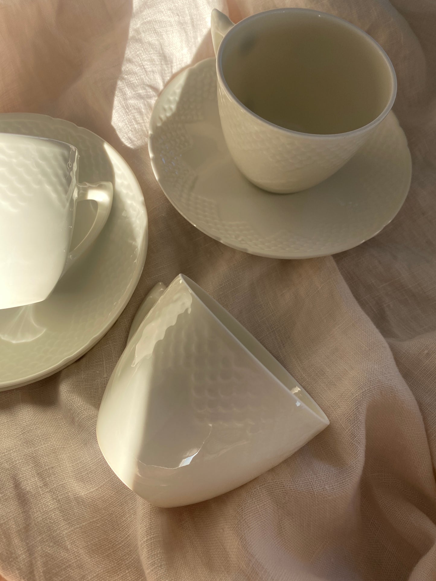 B&G coffee cups cream-coloured