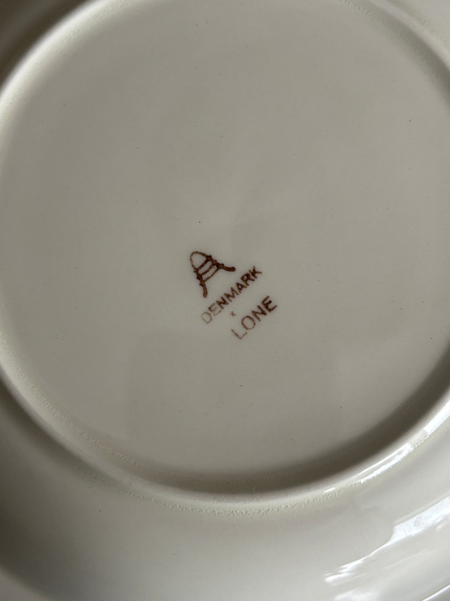 Dybe Lone tallerkner