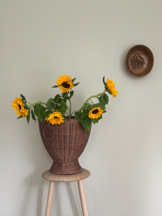 Stort brun rattan vase