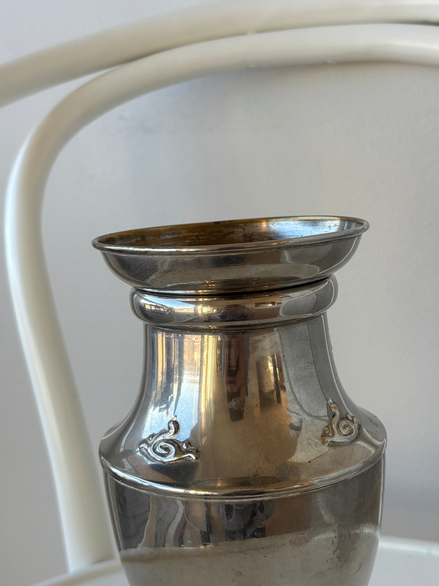 Vase i pletsølv