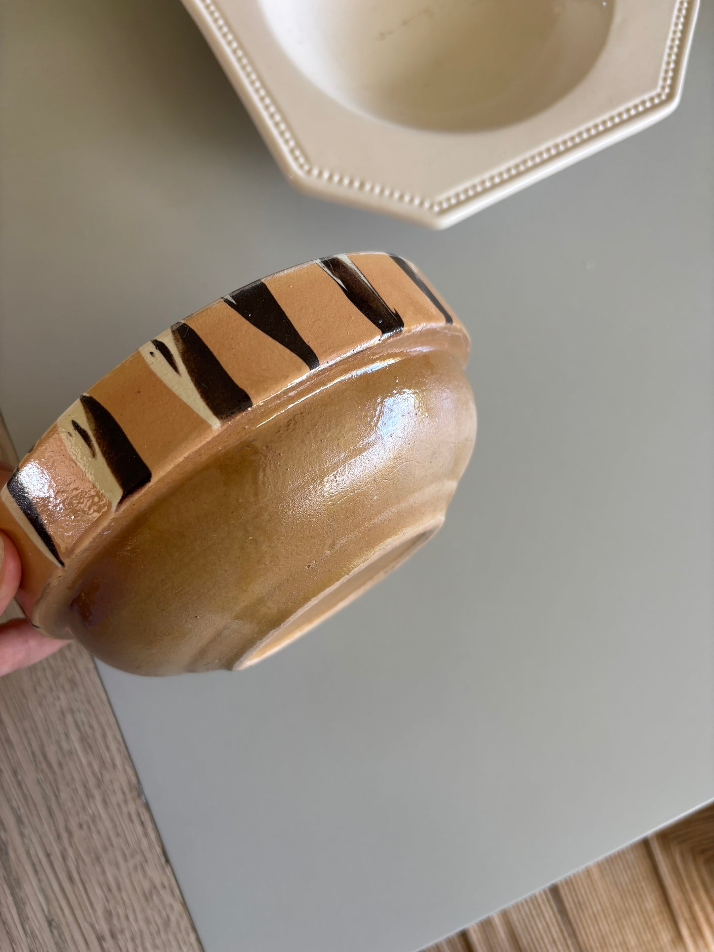 Keramik skål med smilt glasur