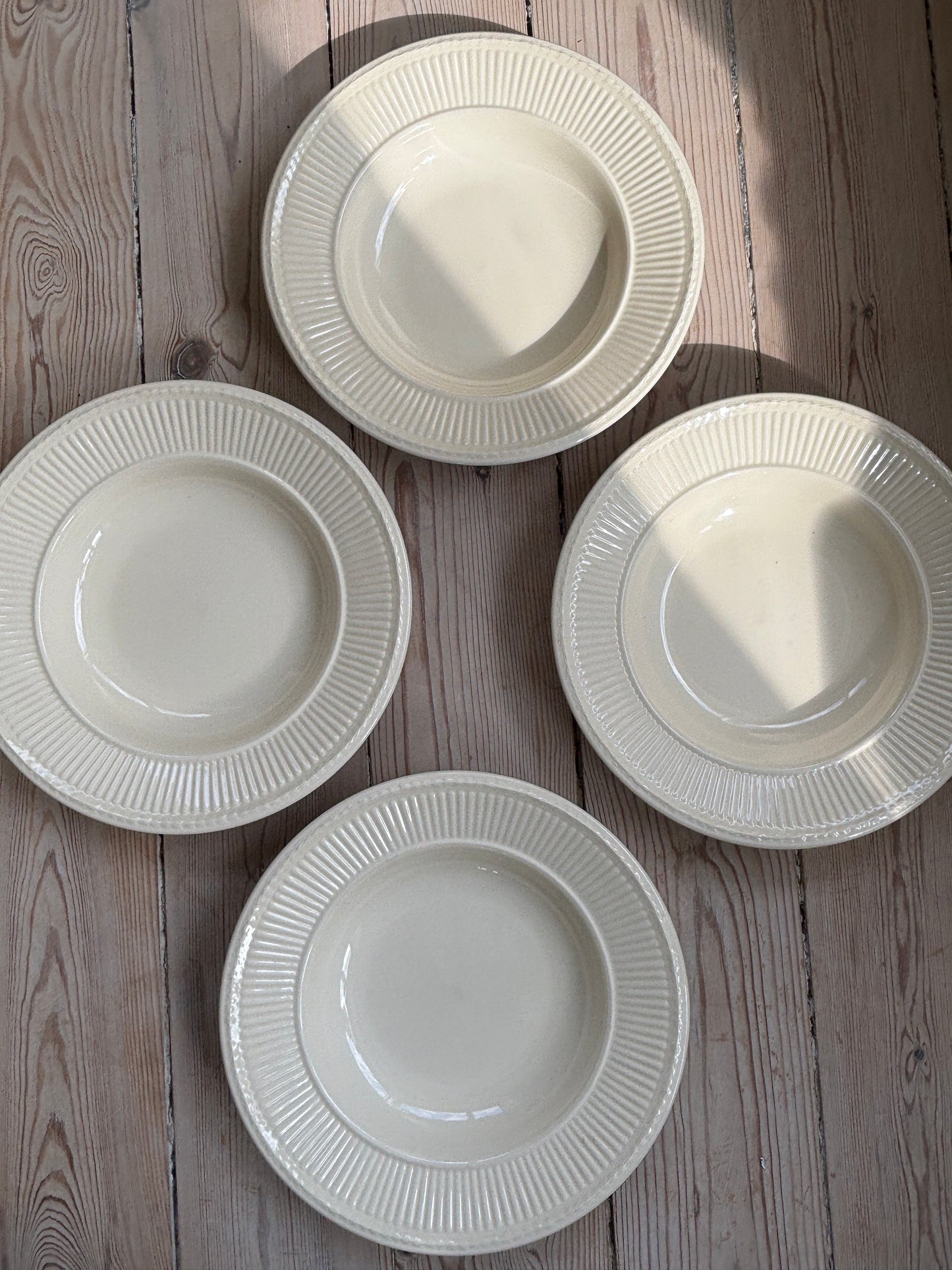 Wedgwood EDME dybetallerkner