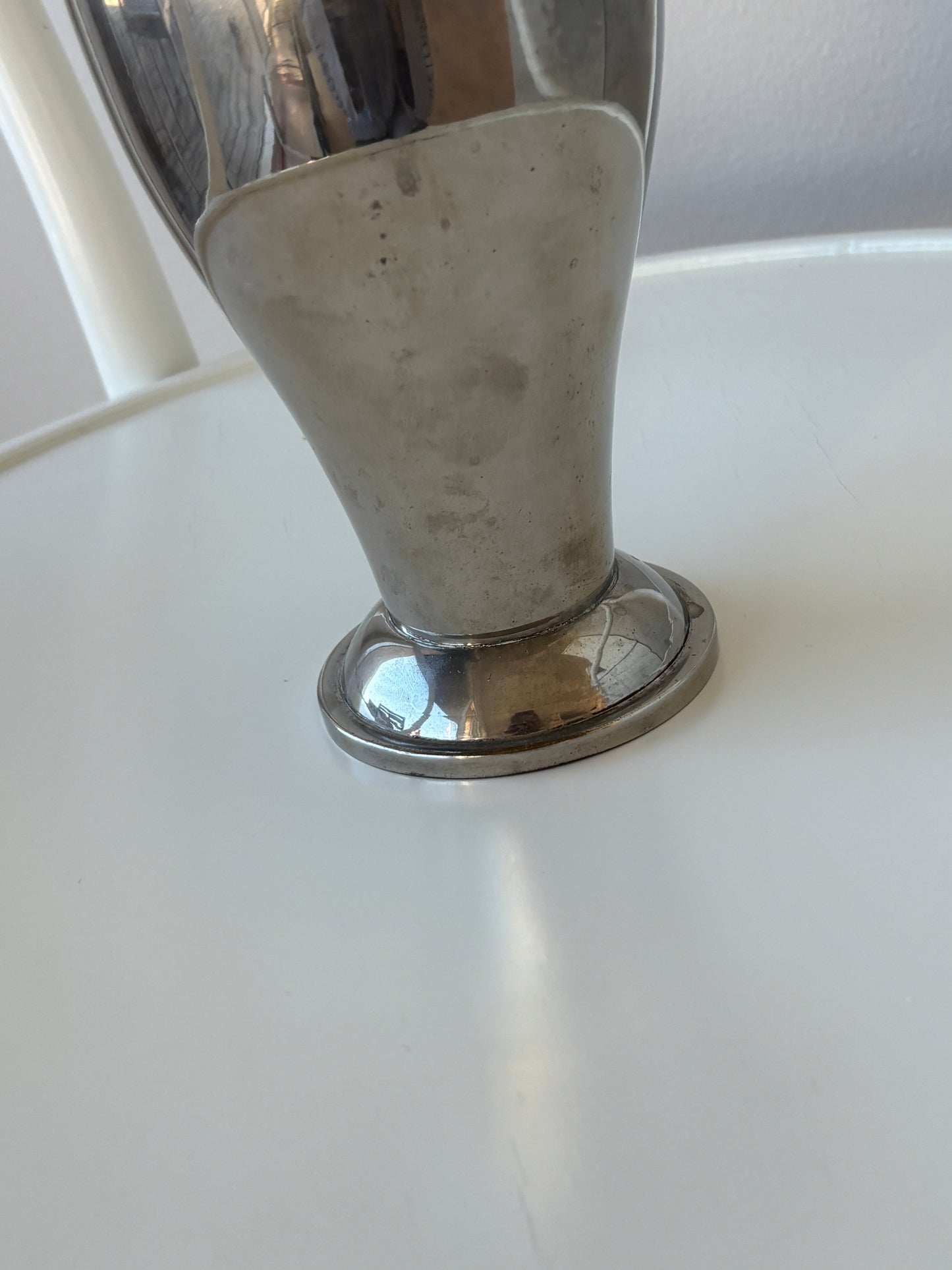 Vase i pletsølv