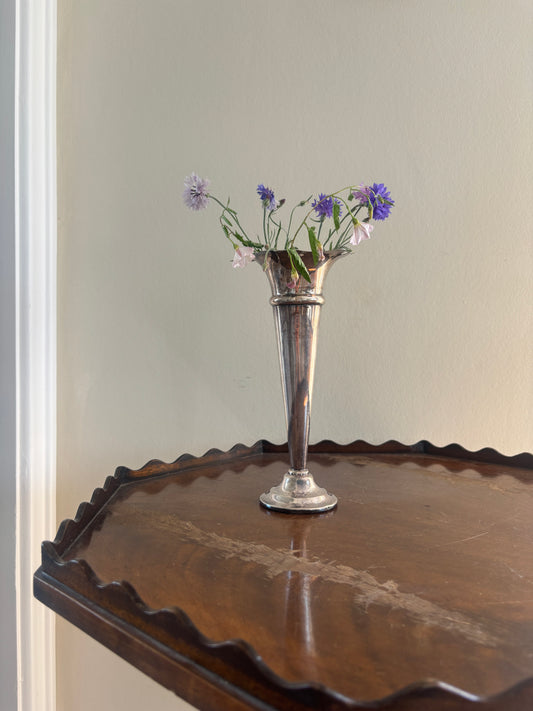 Vase i pletsølv