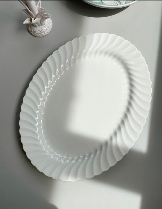 Stort smukt Snowhite fad