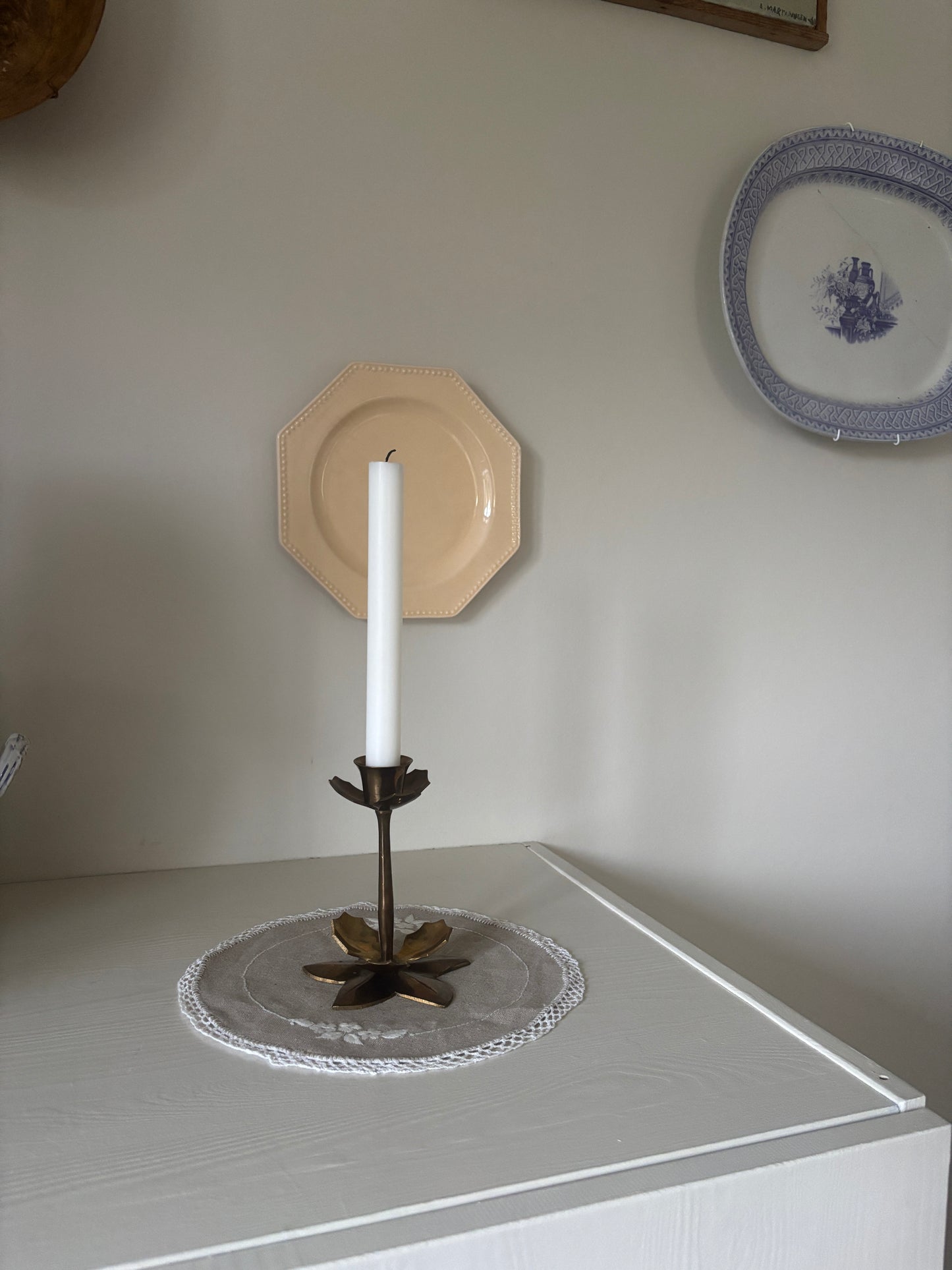 Smuk gammel messing stage