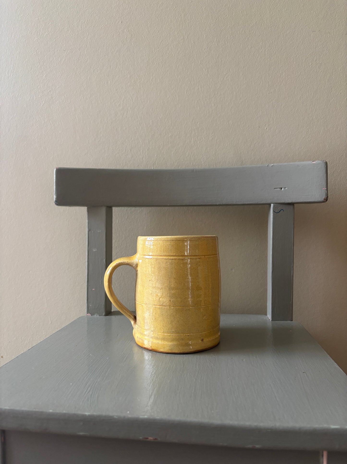 Smuk lys gul keramik krukke