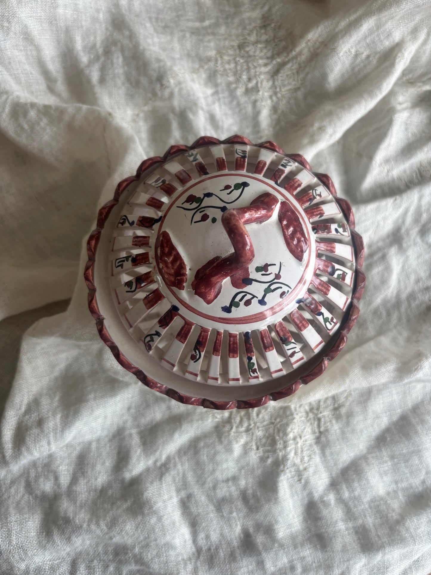 Keramik skål med låg