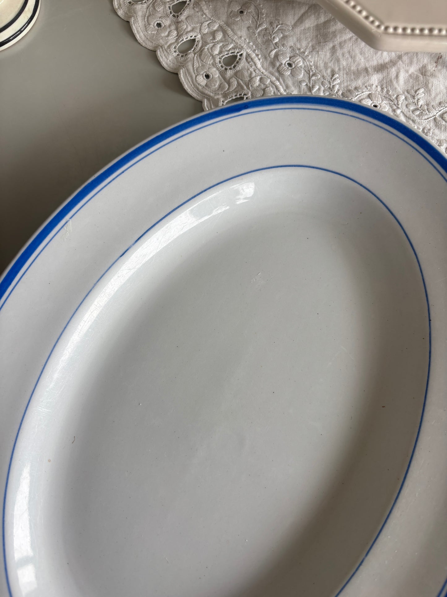Aluminium fad med blå kant