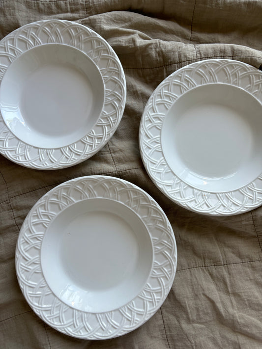 Dybe italienske tallerkner