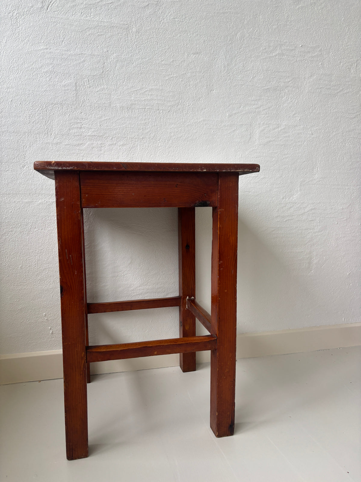 Gammel fin taburet