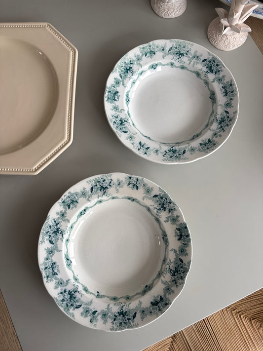 Dybe Gustavsbergs tallerkner