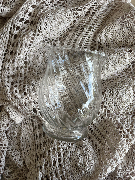 Glas vase med swirl
