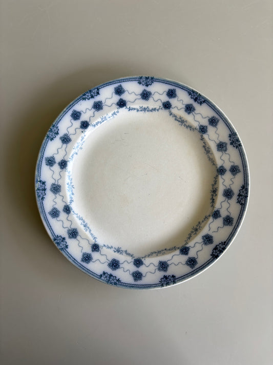 Plette med blå motiv