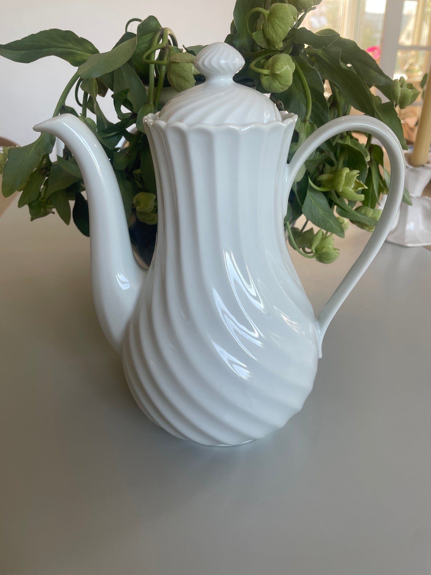 Swirl Jug