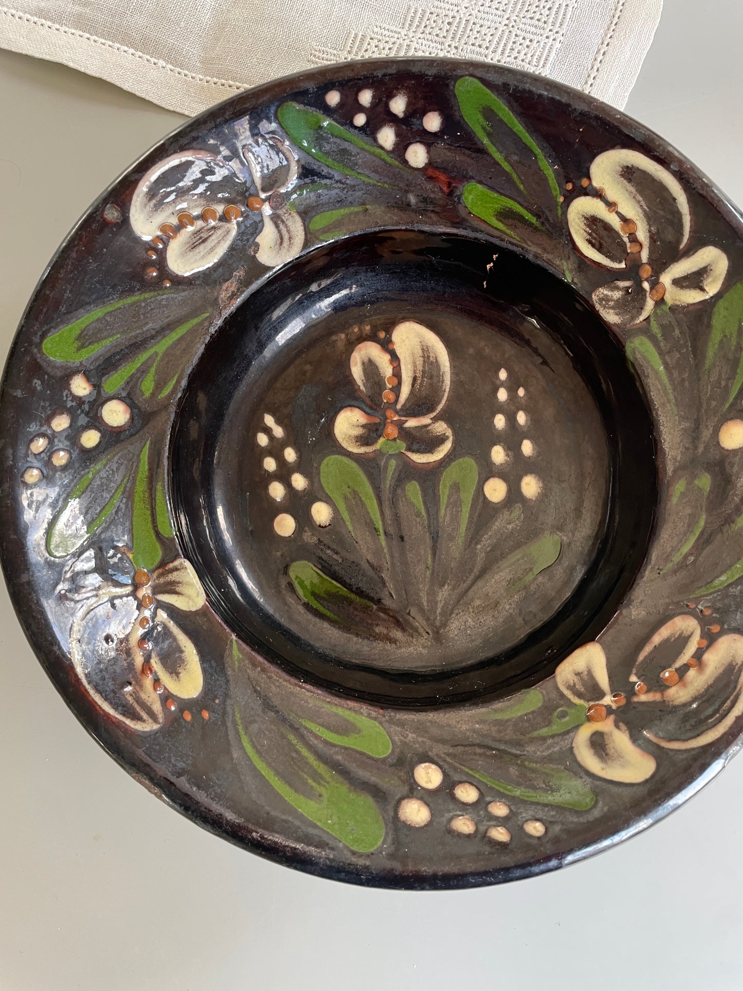 Fin keramik platte