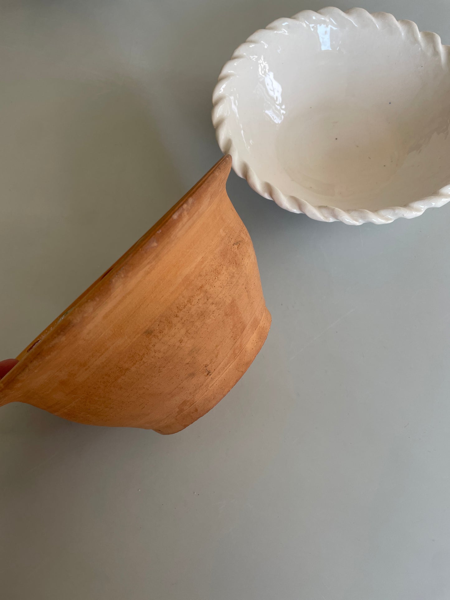 Fin høj keramik skål